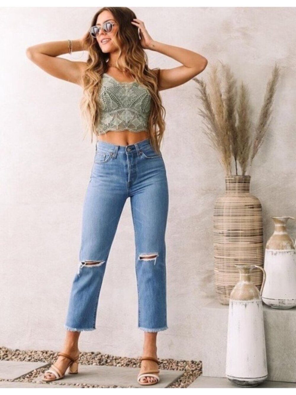 Levi’s Wedgie Straight Jean medium wash cropped ankle raw hem ridged denim sz 27